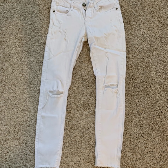 White Jeans - Picture 1 of 2